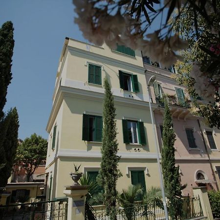 Bed and Breakfast Residenza Matilde à Rome Extérieur photo